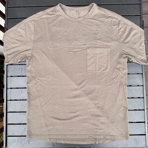 lululemon athletica fundamental pocket brown tan Short Sleeve Tee